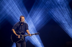 Springsteen sells music catalog for reported $500 million