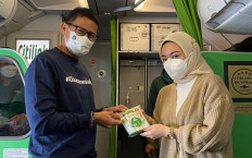 Synergizing: The healthy kits are part of Enesis Group's support for the Tourism and Creative Economy Ministry's efforts in ensuring that health protocols are strictly enforced and supervised.