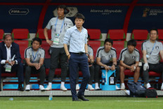 South Korea's coach Shin Tae-yong looks on during the Russia 2018 World Cup Group F football match between South Korea and Germany at the Kazan Arena in Kazan on June 27, 2018. 