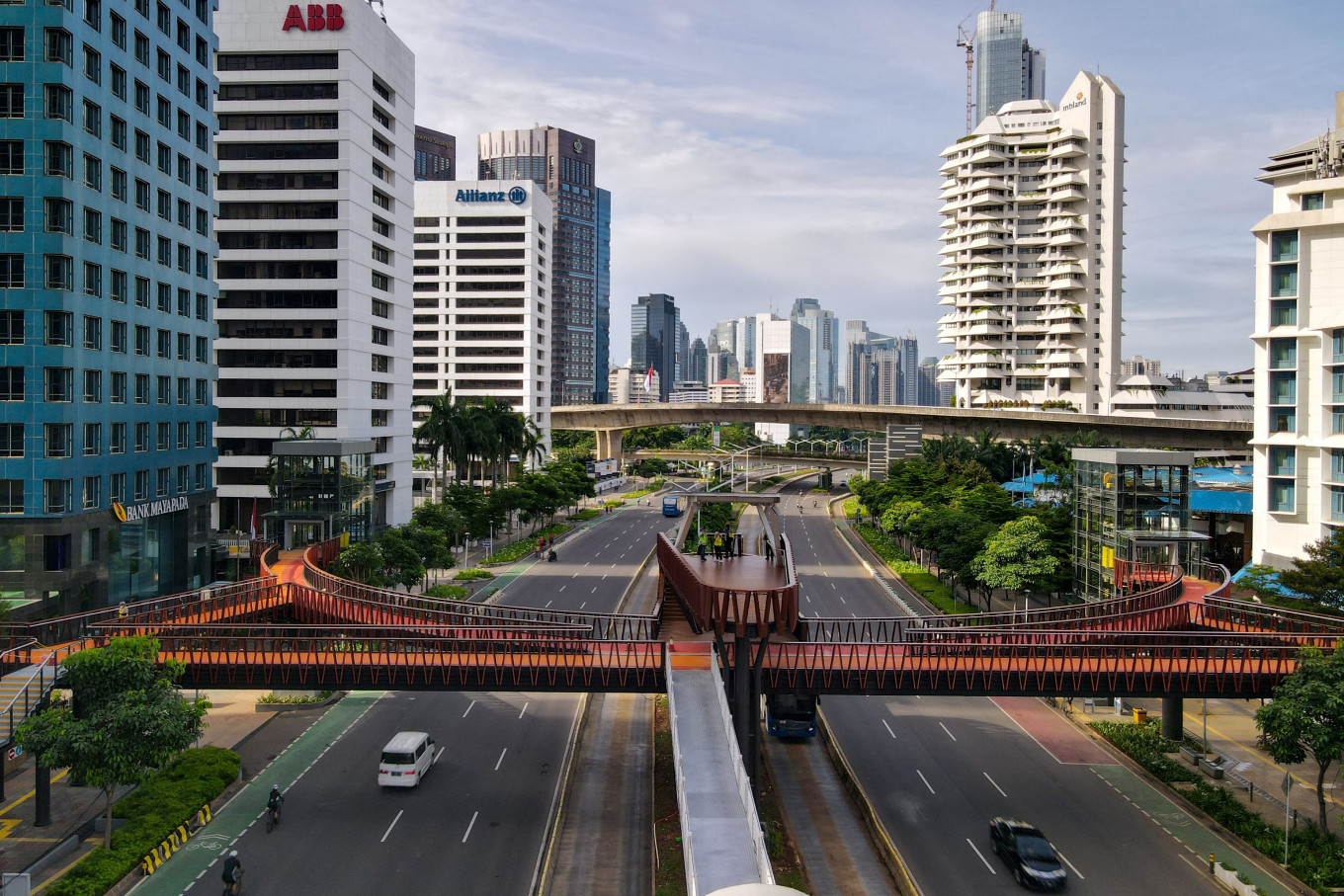 Jakarta to have a new pedestrian bridge, but not all are impressed ...