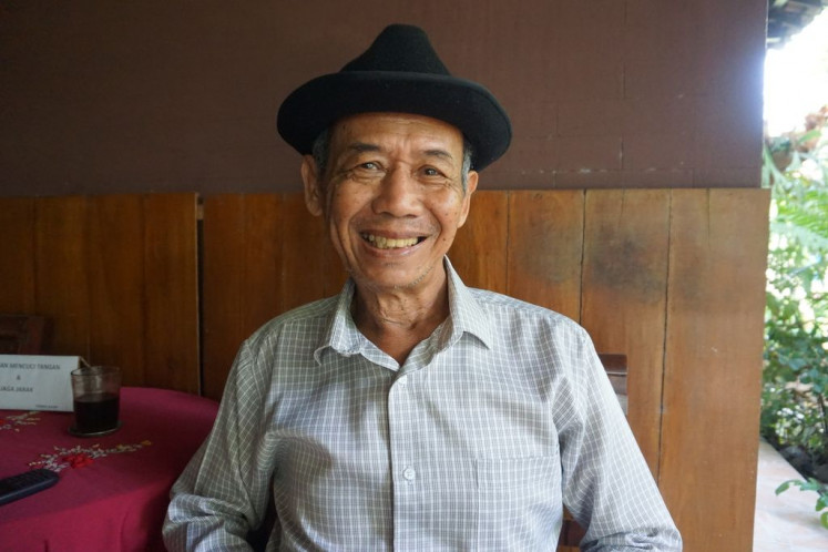Decades old: First published in the 1980s, Ahmad Tohari's classic novel 'Ronggeng Dukuh Paruk' presents a love story that will stand the test of time. (Kompas.com/Megandika Wicaksono) *CHECK ITALICS FOR PRINT*