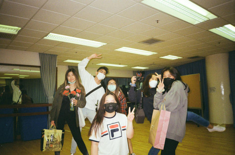  Dominico (second left) and other Indonesian students prepare for IndoNight at Hong Kong Polytechnic University in Hong Kong, China, in March 2021. 