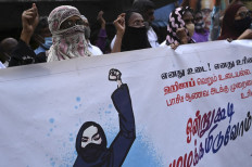 Muslim headcover conundrum: When covering up actually exposes