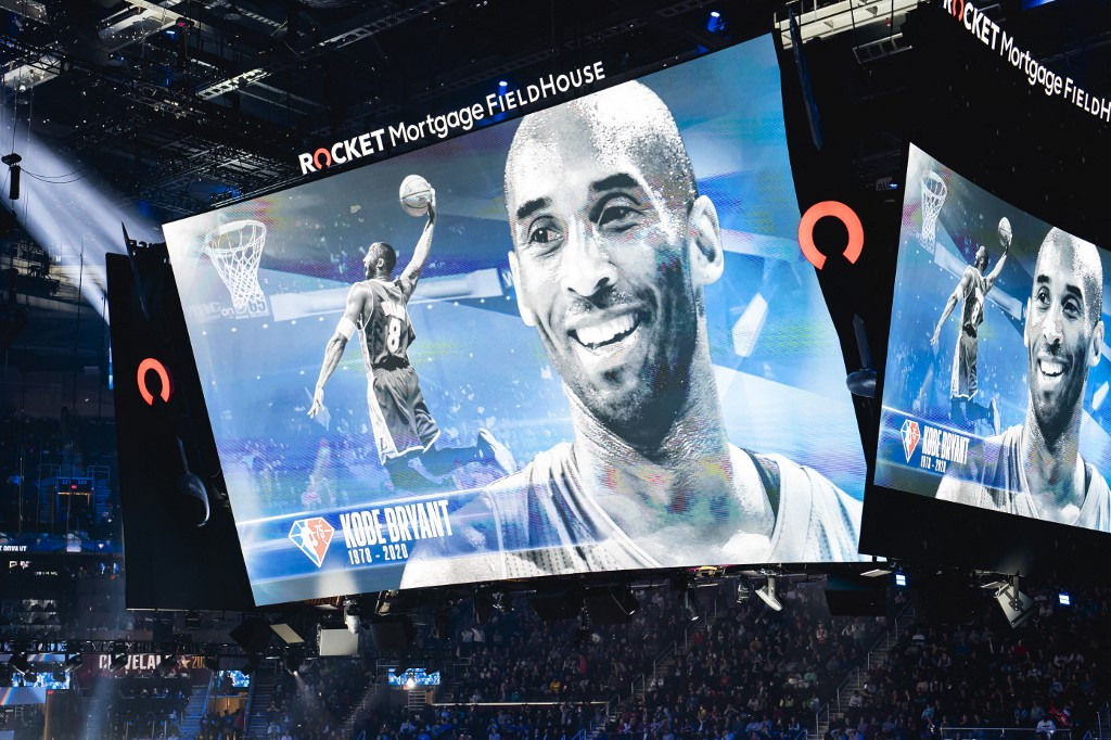 NBA-Kobe Bryant card sells for $2 million - Entertainment - The Jakarta ...