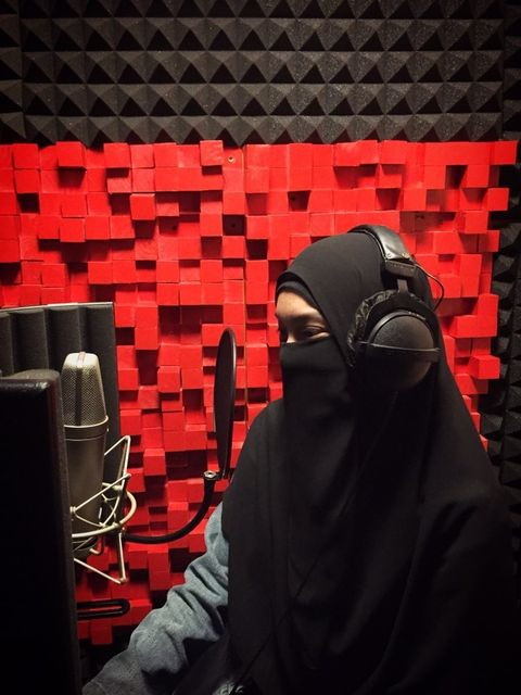 Change course: Ifa Shadrina was ready to let go of her acting dream when she started wearing a niqab but found a new light as a professional voice talent. (Courtesy of Ifa Shadrina)