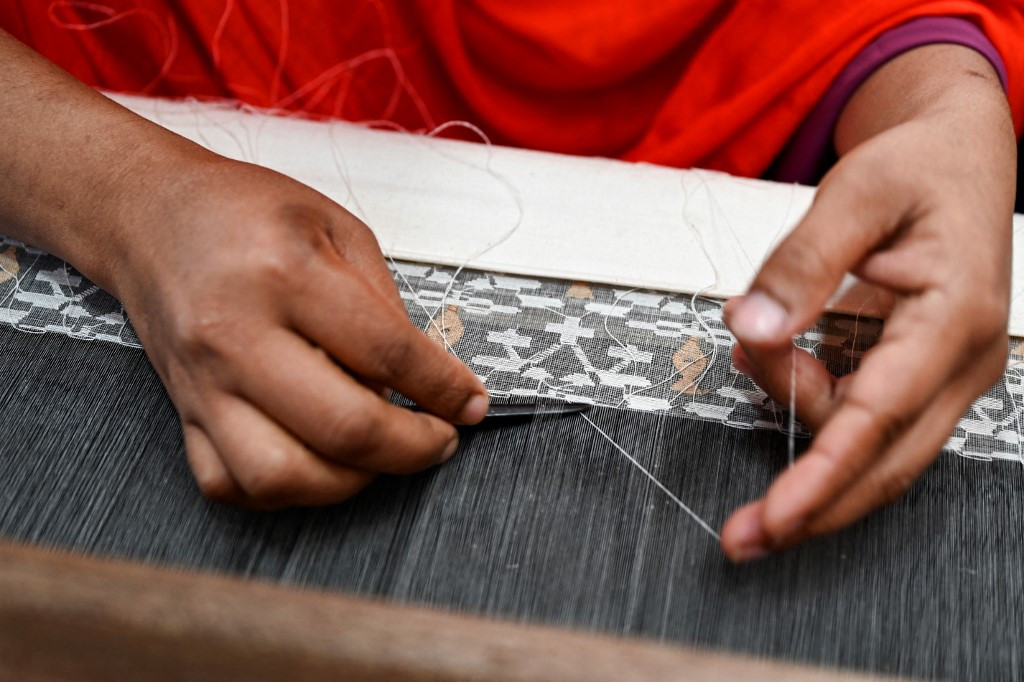 Textile hub Bangladesh revives muslin, the forgotten elite fabric