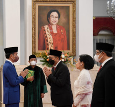 Jokowi taps professionals to lead capital relocation