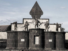 The General Offensive of March 1, 1949 Monument in Yogyakarta was inaugurated on March 1, 1973 to remember the historic attack on Yogyakarta, which was then occupied by the Dutch, by Indonesian troops.