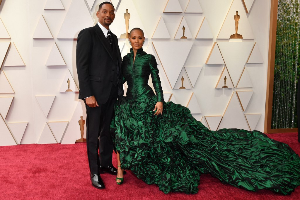 Jada Pinkett Smith Breaks Silence After Oscars Slap - Entertainment ...