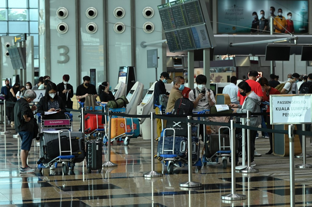 Changi Airport Terminal 3 Departure Immigration Checkpoint