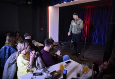 Ukrainian comedian Roman Scherban does his stand-up routine in the western Ukrainian city of Lviv on April 8, 2022.