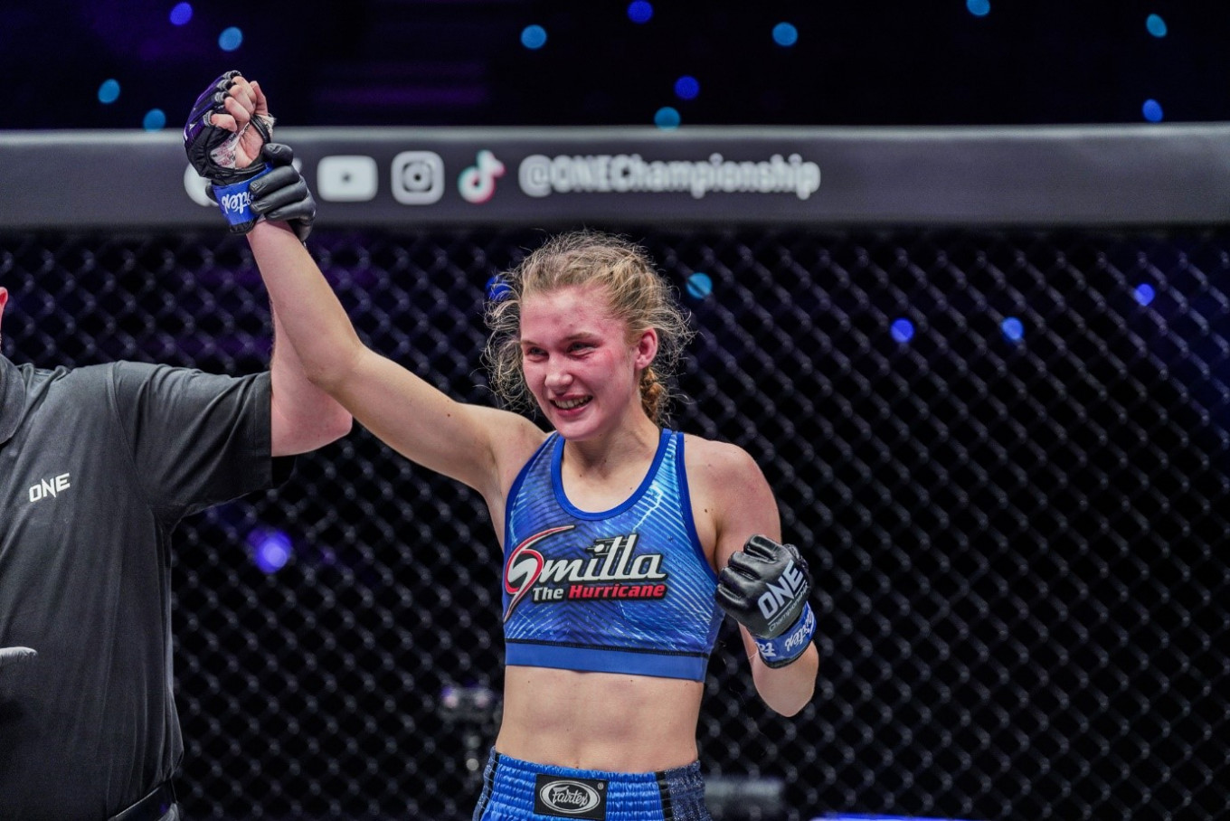 Swedish teen Smilla Sundell warns Jakie Buntan ahead of world title ...