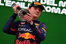 Verstappen wins Emilia Romagna Grand Prix to rekindle title bid