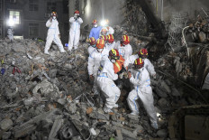 Building collapse in China kills 53