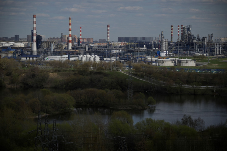 A view shows the Russian oil producer Gazprom Neft's Moscow oil refinery on the south-eastern outskirts of Moscow on April 28, 2022.