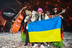  Folk rappers from Ukraine win Eurovision in musical morale boost 