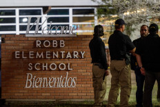  Gunman kills 19 children at Texas elementary school 