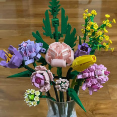 Similar, but different: A close-up shot of the 'lego' flowers owned by Refiana Dewi. (Courtesy of Refiana Dewi)