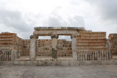 Archeologists discover ancient Mayan city at building site