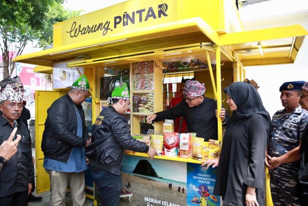 ‘Warung’, the face of community economy, and its empowerment - Tue ...