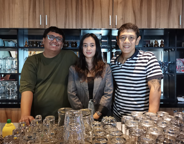 Fighting dreamers: TORIBRO's key players are, from left to right, cofounder Ekanda Susaptyo Hidayat, operation manager Sinta Amalia, and co-founder FX Mario. (JP/Felix Martua)