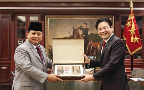 Bandingkan Kunjungan Wong ke Indonesia dengan Kunjungan Prabowo ke Singapura – Academia