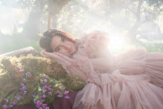 Being honest: Coming back with a new EP, singer-songwriter Stephanie Poetri bares all her emotions in the new collection of acoustic pop tunes. (Courtesy of 88rising)