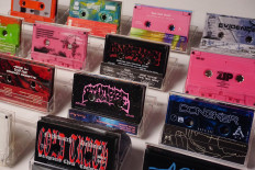 Greedy Dust & 1.Spesifikasi: Reviving cassette tapes through a design perspective