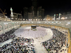 Worshippers circle the Kaaba and pray at the Grand Mosque as Saudi Arabia welcomes back pilgrims for the 2022 haj season, after the kingdom had barred foreign travelers for two years because of the COVID-19 pandemic, in the holy city of Mecca, Saudi Arabia, on July 1, 2022.