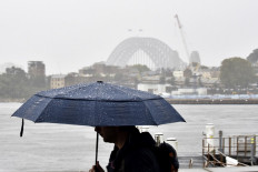 More heavy rains set to drench Sydney as thousands evacuate