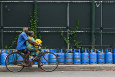  Sri Lanka admits bankruptcy, crisis to drag through 2023 