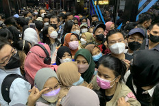 COVID-19 cases spike as fourth wave takes hold