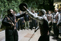 After war, Syrians in Jordan find joy and jobs in dance