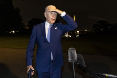 Biden has sore throat and body aches: physician
