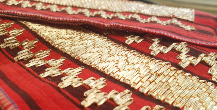 Learning phase: Novice crafter would train using synthetic wool threads or cotton threads before they can finally able to embroider gold thread onto Tapis. (Courtesy of OHMG) 