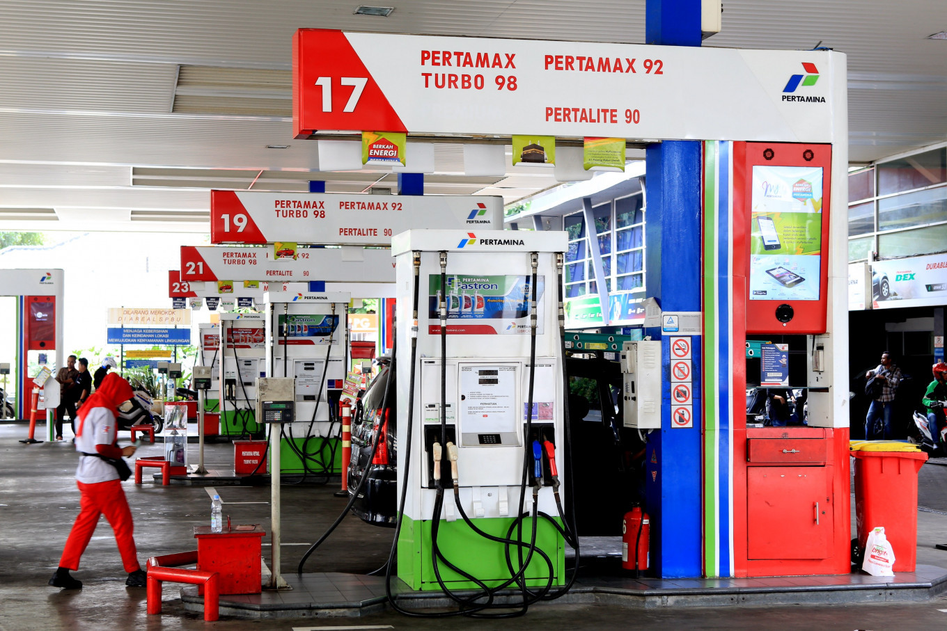 Indonesia plans fuel price hike to control ballooning subsidies: reports