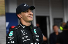 Watch F1 2022: Russell beats Ferraris and Verstappen to claim maiden pole