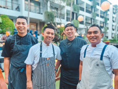 From left to right; chefs Wisnu, Donald, Mario and Rio.