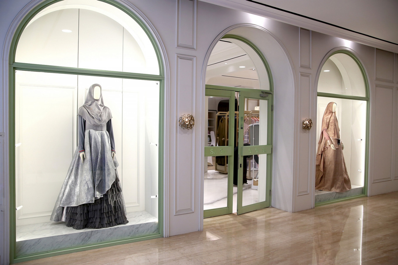 Modest front: Twin arched display windows flank the doors to Si.Se.Sa&rsquo;s newly opened flagship boutique on Jl. Prapanca Raya in South Jakarta. (Courtesy of Tim Muara Bagdja)