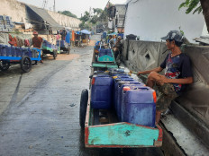 Jakarta struggles as climate change disrupts water balance