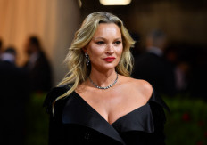 In the Cosmoss: Model Kate Moss arrives for the 2022 Met Gala at the Metropolitan Museum of Art on May 2, in New York, the United States. Moss on Thursday launched a website selling vegan-friendly beauty and lifestyle products called Cosmoss.