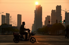 China heat wave pushes up prices as hens lay fewer eggs