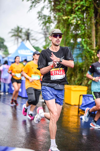 Peaceful state of mind: Stefan Tirta participates in this year's Maybank Bali Marathon in Gianyar, Bali. Stefan says running helps him clear his mind. (Courtesy of okyphotoworks)