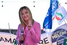 Polls open in Italy, right-wing alliance seen winning
