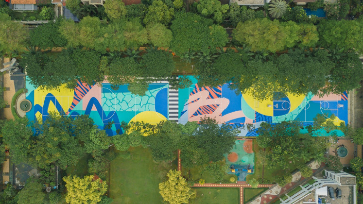 Colorful space: The new look of Taman Menteng's four sports fields, which have been painted by local graffiti artist Stereoflow. (Courtesy of Mahavisual)