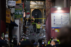 Jokowi offers condolences over deadly Seoul stampede