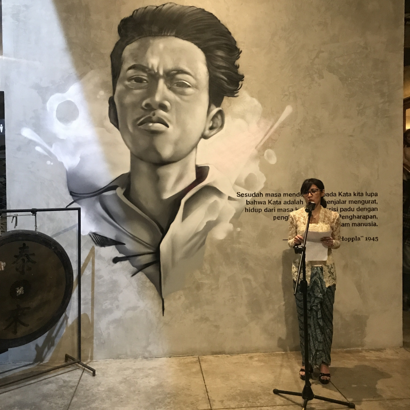 Exhibition marks Indonesian literary giant Chairil Anwar’s centennial 