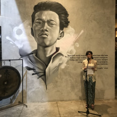 Exhibition marks Indonesian literary giant Chairil Anwar’s centennial