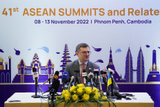 Ukraine Foreign Minister Dmytro Kuleba briefs to the media about the outcomes of his visit to Cambodia and ASEAN summit during the ASEAN summit held in Phnom Penh, Cambodia, Nov. 12, 2022.