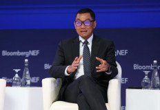PLN President Director Darmawan Prasodjo said Indonesia’s energy transition must be carried out to guarantee the future of the nation's children.